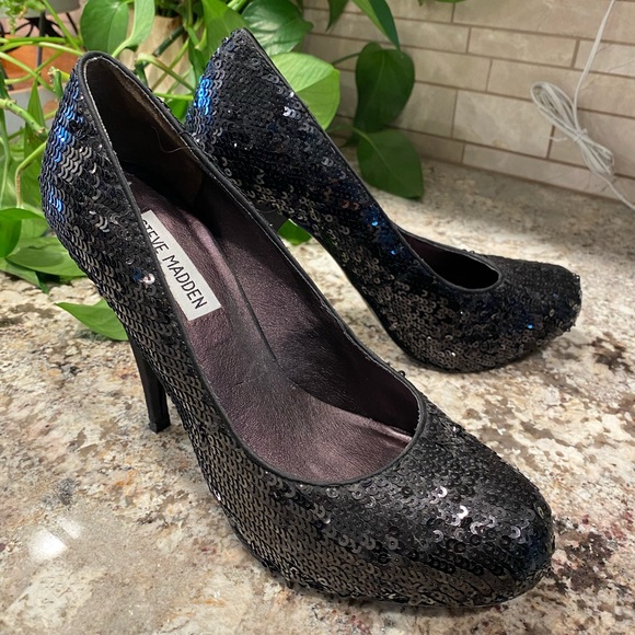 Steve Madden Shoes | Steve Madden Sequin Black Heels | Color: Black | Size: 7.5 | Petesengirl's Closet